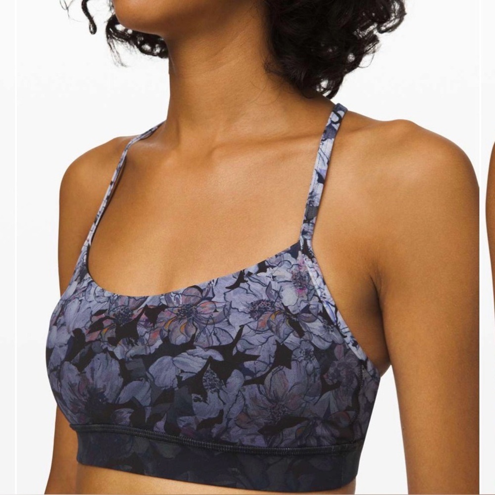 Lululemon Flow Y Bra Nulu Light Support